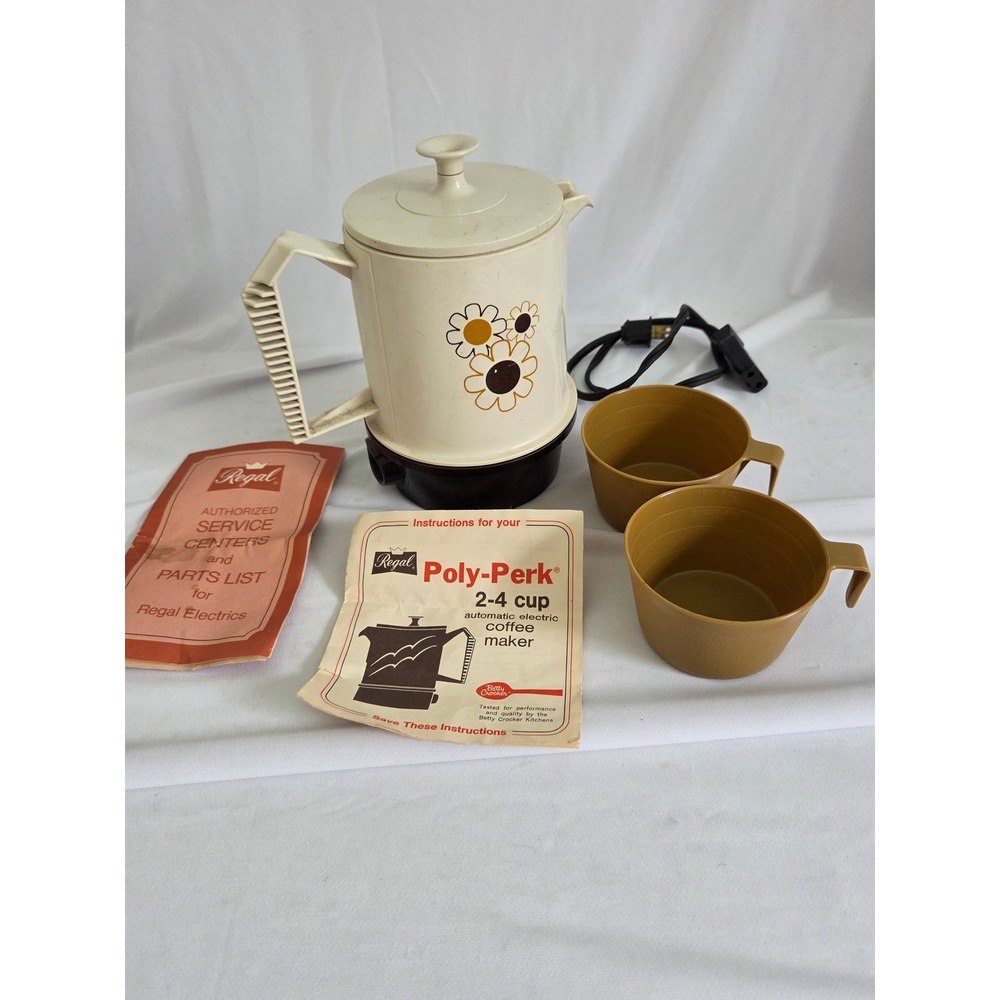 Vintage Regal Poly-Perk Electric Coffee Maker 2-4 Cup Daisy Floral Travel Kit